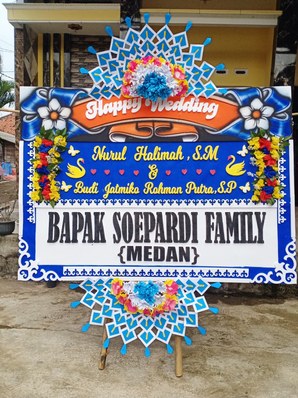 Karangan Bunga Demak