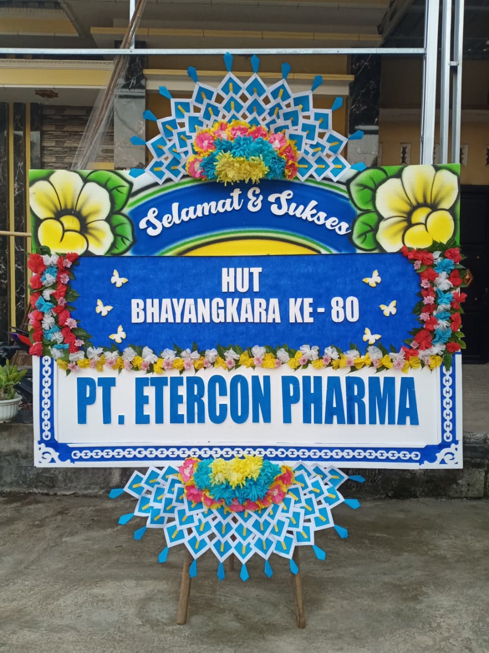 Karangan Bunga Demak